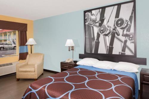 Мотель Super 8 By Wyndham Sarasota Near Siesta Key Номер фото